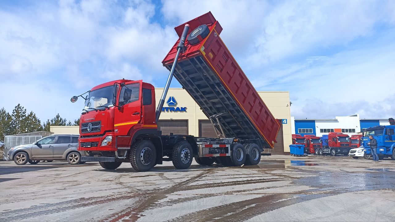 Самосвал Dongfeng KC
